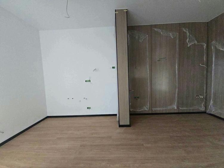 Garsonieră semidecomandată în Dobroești