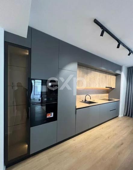 Apartament cu 2 camere semidecomandat, mobilat în Gară