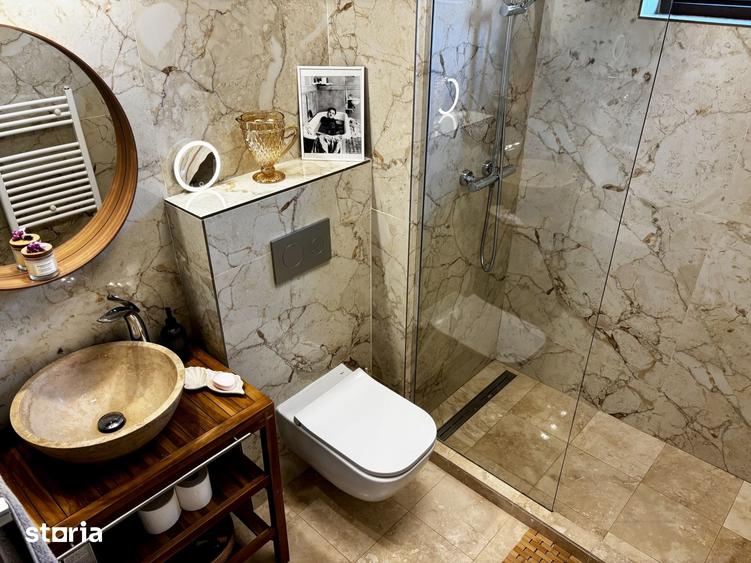 Apartament cu 3 camere în Est