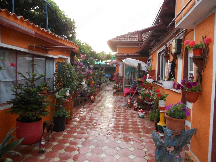 Casă cu 2 camere în Casa de Cultură