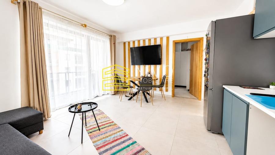 Apartament cu 3 camere decomandat, mobilat în Livezeni