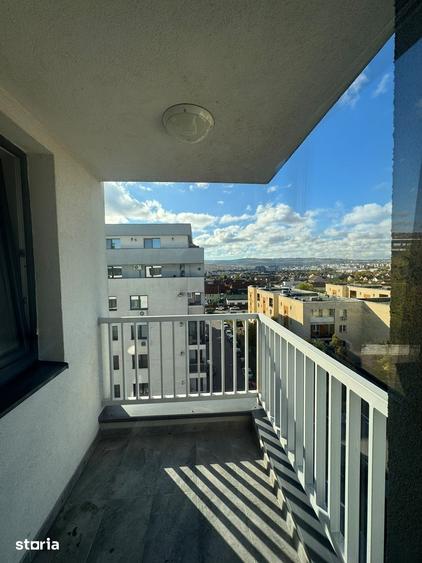 Apartament cu 3 camere semidecomandat în Someșeni