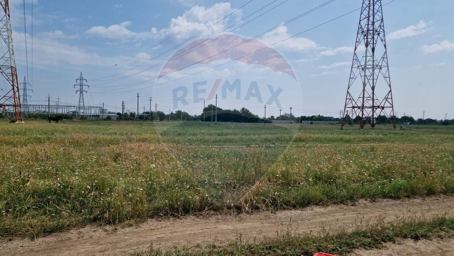 Teren Construcții intravilan de 2504 mp, în Nord-Vest