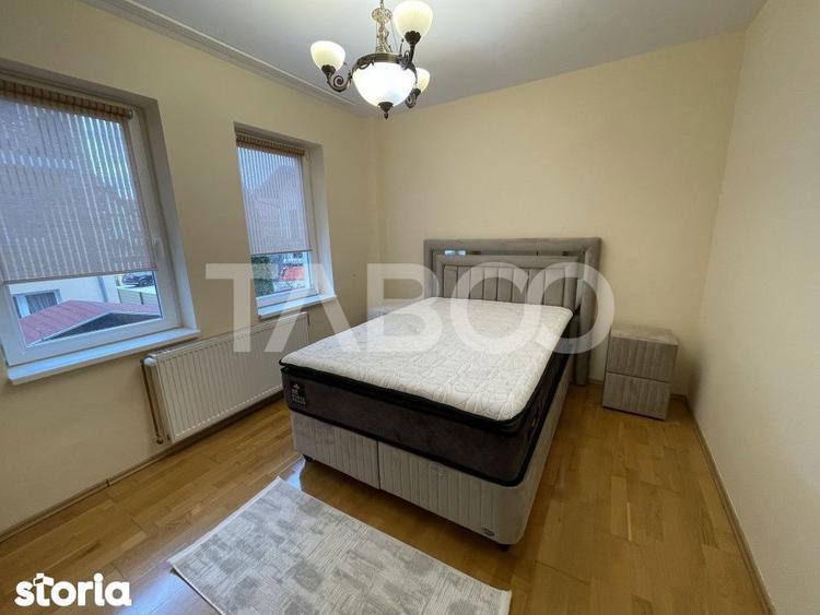 Apartament cu 4 camere decomandat, mobilat în Ștrand
