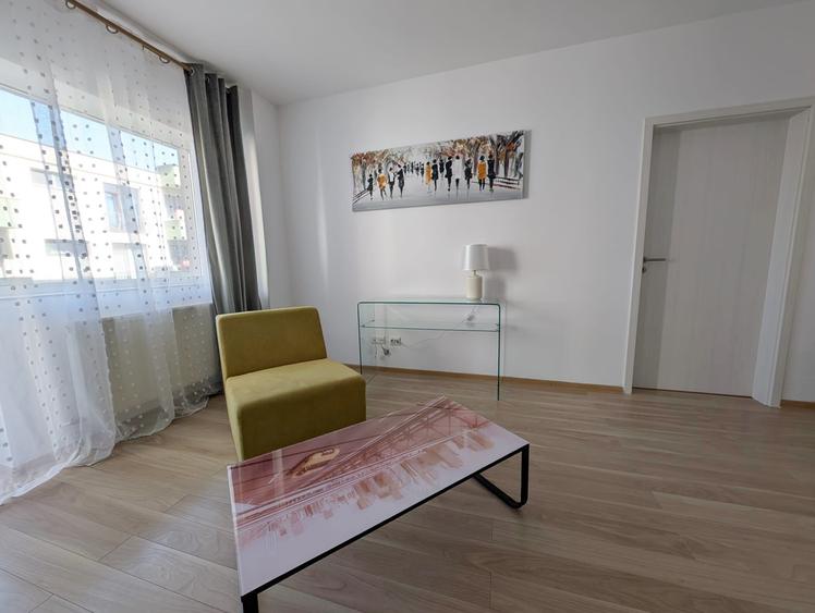 Apartament cu 3 camere semidecomandat în Mănăștur