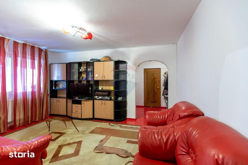 Apartament cu 2 camere semidecomandat, mobilat în Zimbru