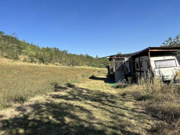 Teren de 4000 mp, în Central