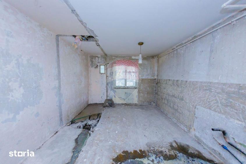Spa?iu comercial cu apartament la pachet, de vanzare Bulevardul Traian - 10
