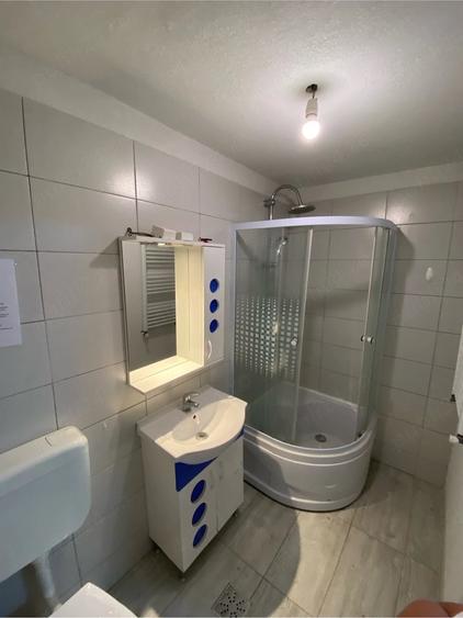 Apartament 2 camere | 70 mp | Parter | Curte | Centrala proprie | 15 min metrou Aparatorii patriei - 3