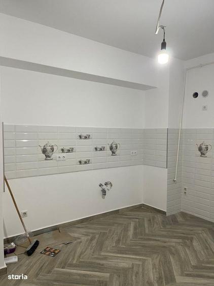 Apartament cu 2 camere decomandat în Central — fotografia 1