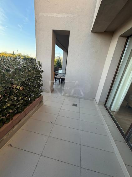 Apartament cu 3 camere semidecomandat, mobilat în Herăstrău
