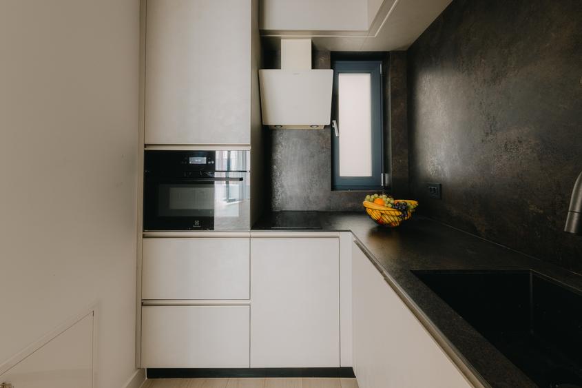 Apartament cu 2 camere decomandat în Torontalului — fotografia 3