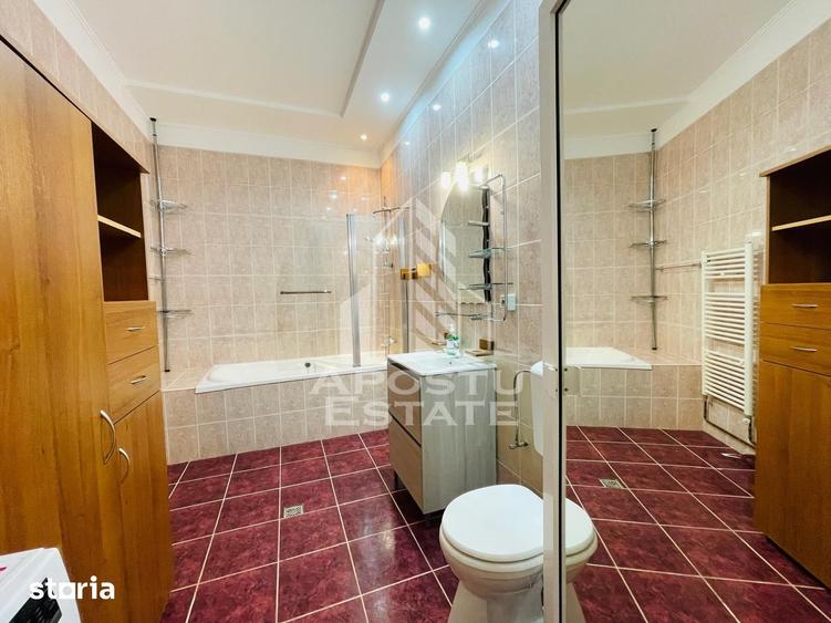 Casă cu 3 camere cu Canalizare în Ultracentral
