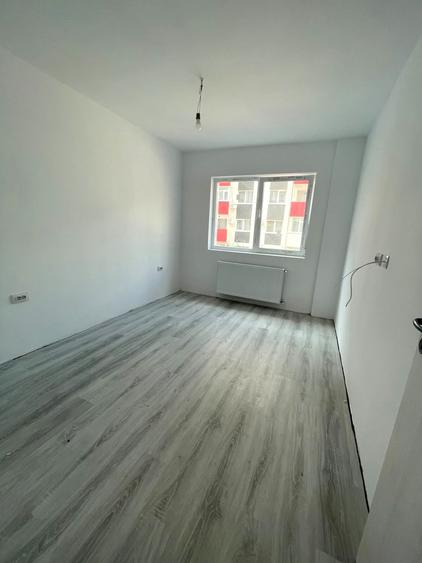 Apartament cu 2 camere semidecomandat în Militari — fotografia 3
