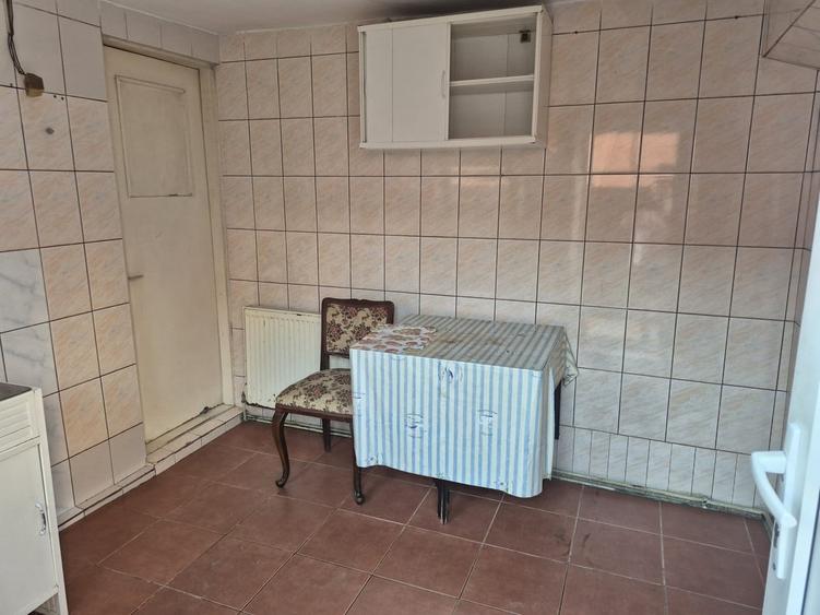 Casă cu 3 camere cu Teren 250 Mp în Bucureștii Noi