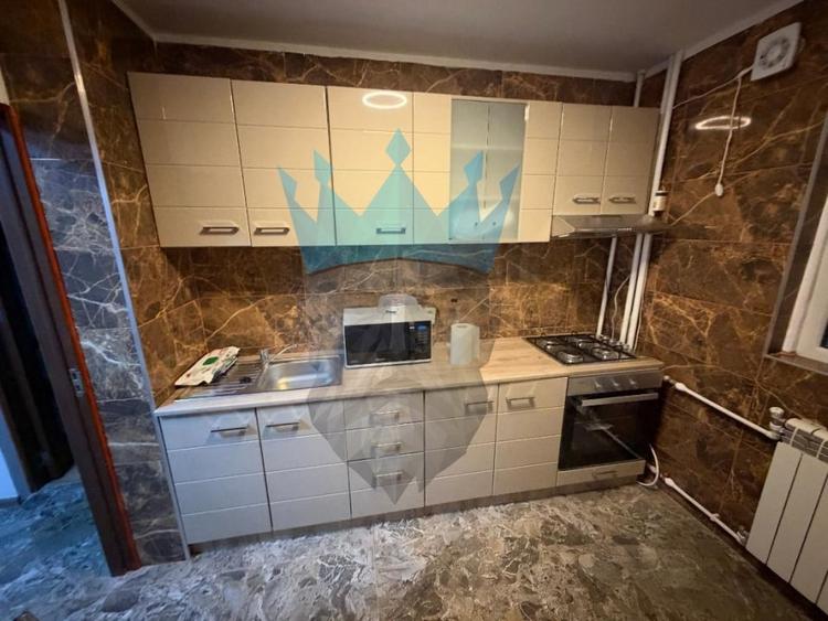 Apartament cu 2 camere decomandat, mobilat în Vitan