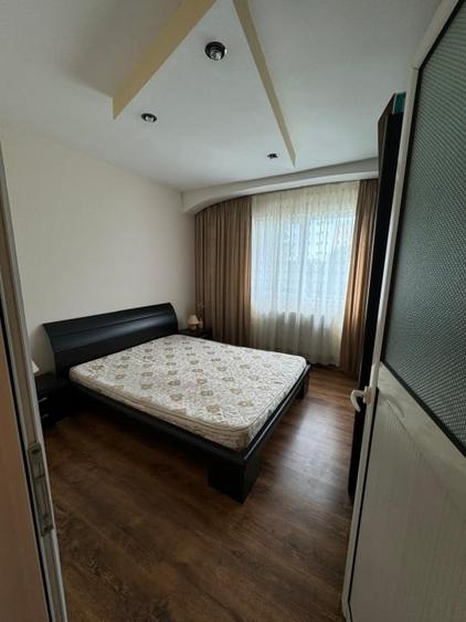 Apartament cu 2 camere decomandat în Vest