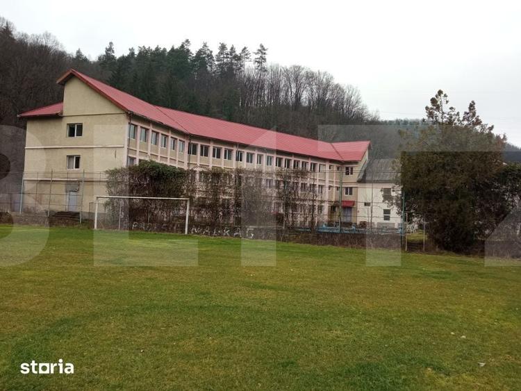 Spațiu comercial, de 3,000 mp, în Nădrag