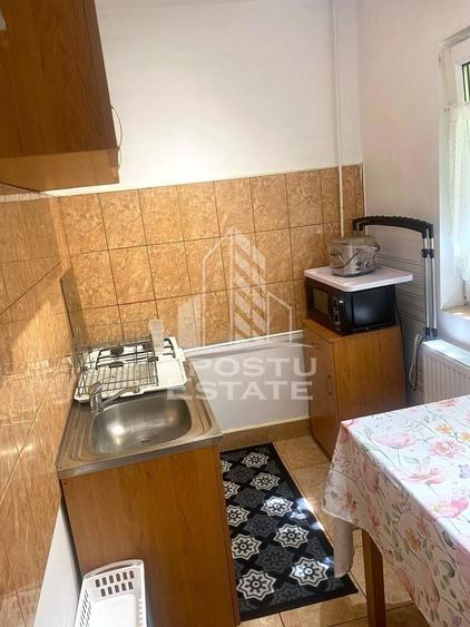 Garsonieră semidecomandată, mobilată în Lipovei