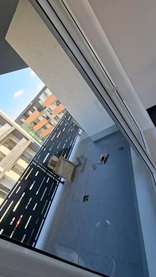 Apartament cu 3 camere decomandat în Theodor Pallady