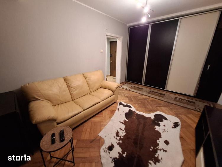 Apartament cu 2 camere în Tei