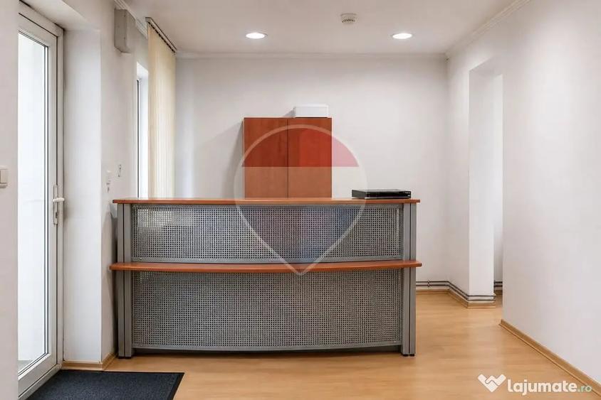 Casă cu 7 camere cu Teren 200 Mp în Turda