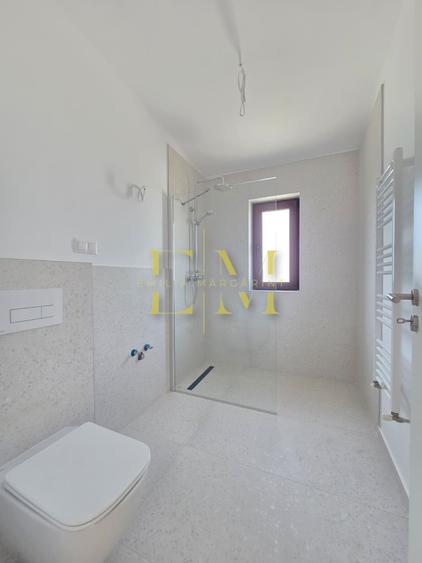 Apartament cu 2 camere decomandat în Sânpetru