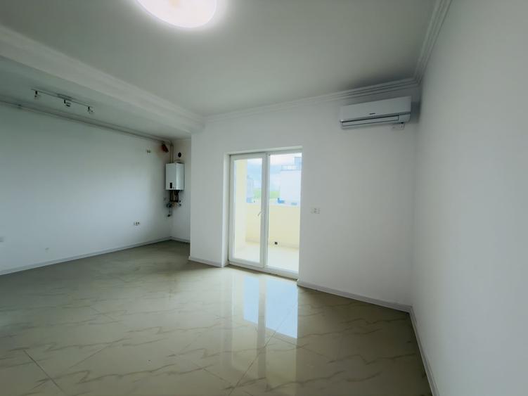Apartament  3 camere, open space, etaj 1, zona Torontalului - 7