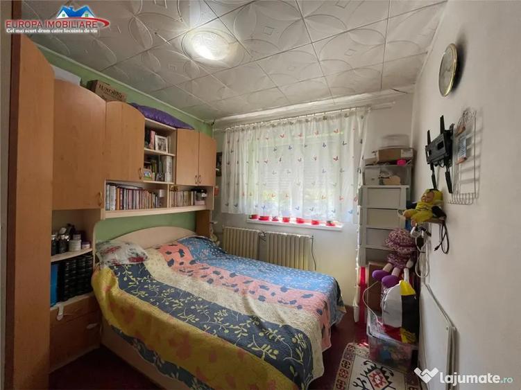 Apartament cu 2 camere semidecomandat în 23 August