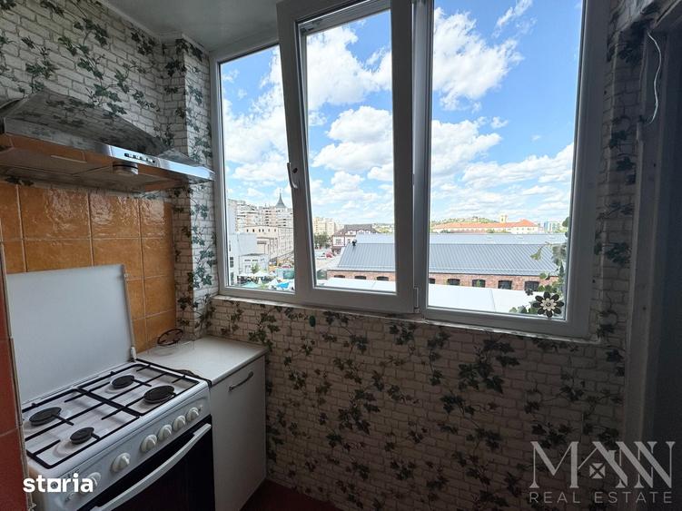 Apartament cu 3 camere în Cantemir