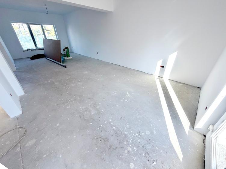 Casă individuală cu 4 camere cu Teren 530 Mp în Exterior Sud
