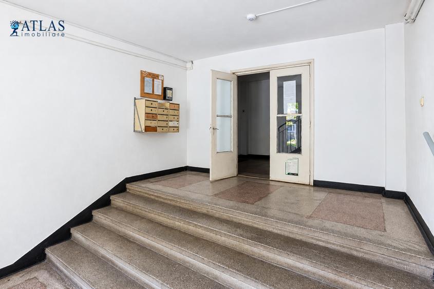 Apartament cu 2 camere semidecomandat în Scriitorilor
