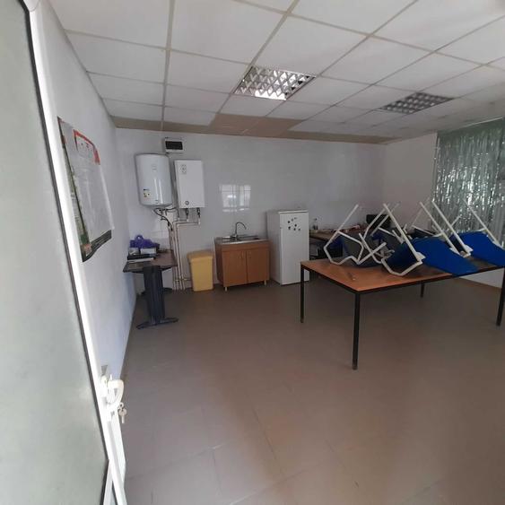 Spațiu comercial, de 2,250 mp, în Industrială
