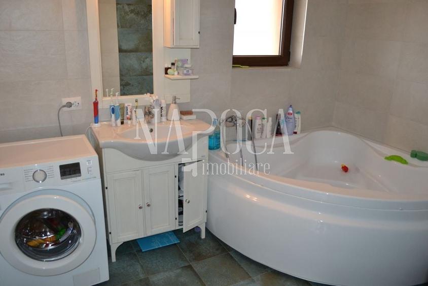 Duplex cu 4 camere cu Canalizare în Florești