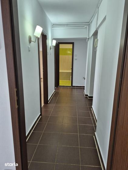 Apartament cu 2 camere decomandat în Vitan
