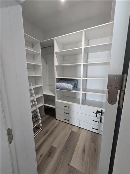 Apartament cu 2 camere decomandat, mobilat în Tomis Nord