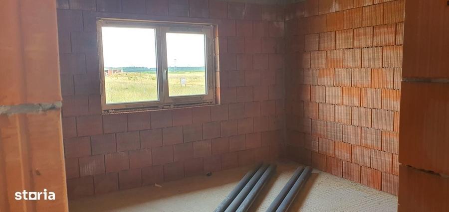 Casă cu 4 camere în Cihei