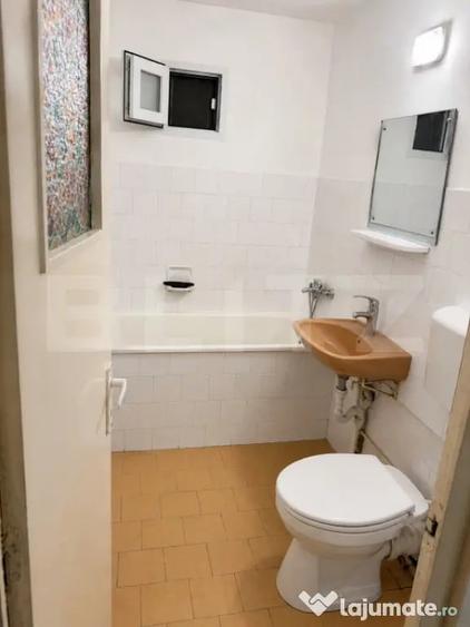 Apartament cu 2 camere decomandat în Vest