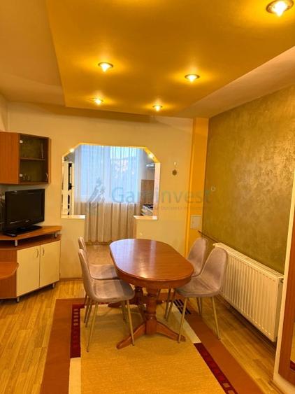 Apartament cu 3 camere decomandat, mobilat în Calea Aradului