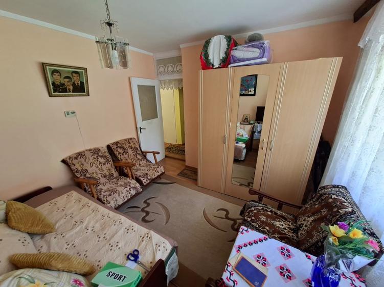 Apartament cu 2 camere decomandat în Nicolina