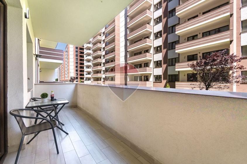 Apartament cu 2 camere decomandat, mobilat în Tractorul