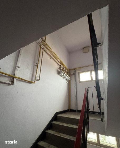 Apartament cu 3 camere semidecomandat în Central