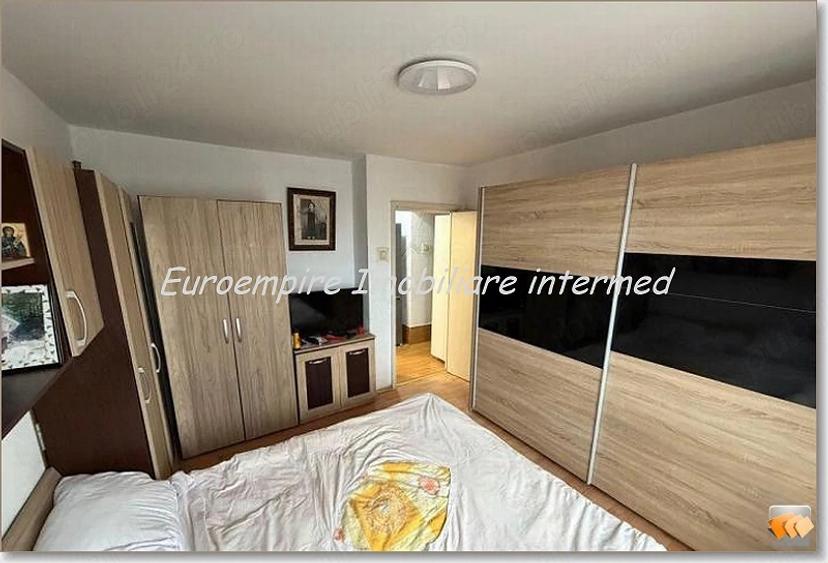 Apartament cu 2 camere decomandat, mobilat în Km 4