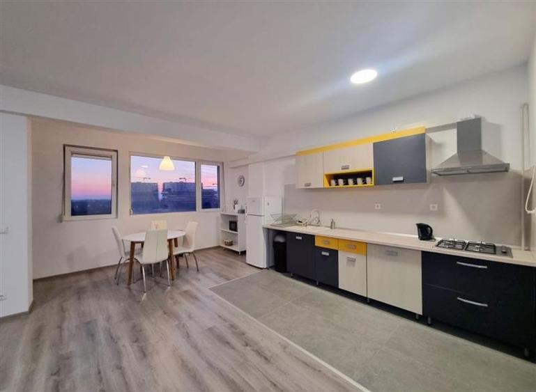 Apartament cu 2 camere decomandat, mobilat în Aradului