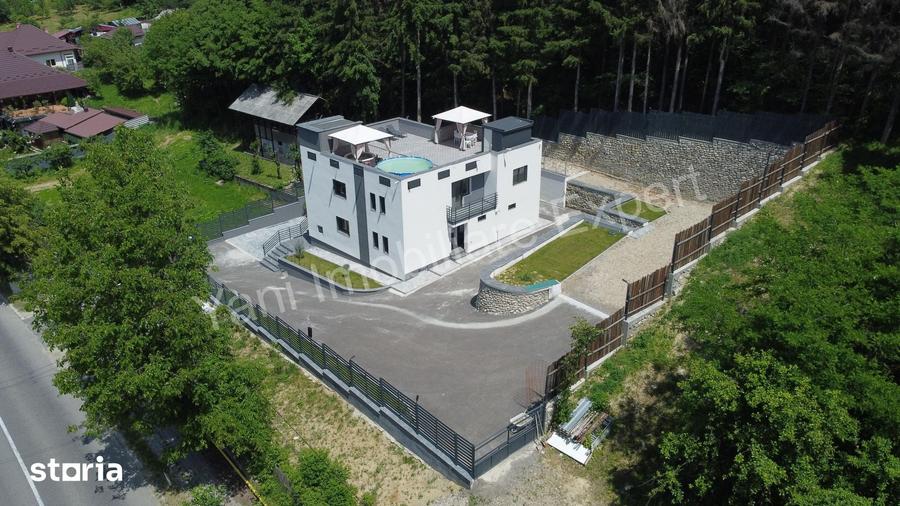 Casă cu 7 camere cu Teren 982 Mp în Curtea de Argeș