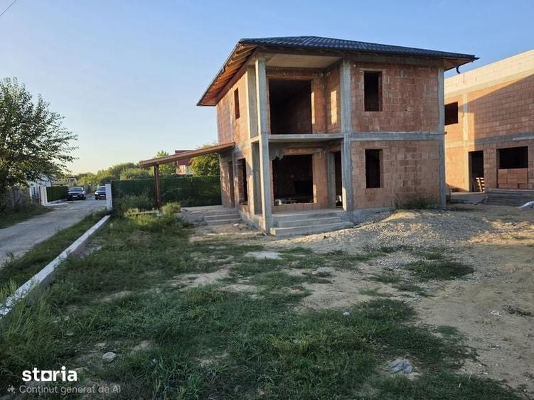 Casă cu 3 camere cu Teren 120 Mp în Trivale