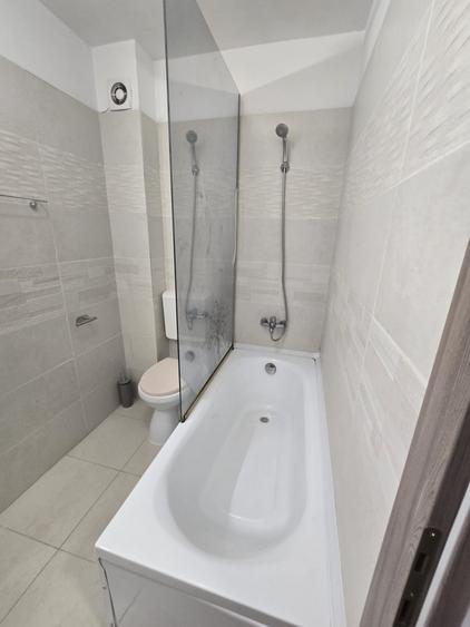 Apartament cu 2 camere decomandat, mobilat în Bună Ziua