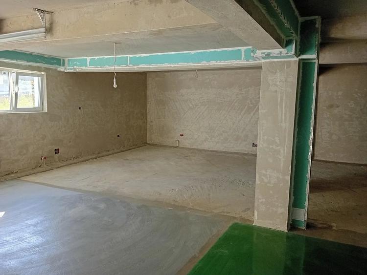 Spațiu comercial, de 119 mp, în Florești
