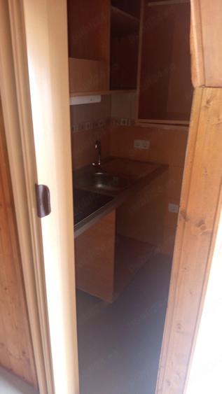 Apartament cu 2 camere nedecomandat în Central