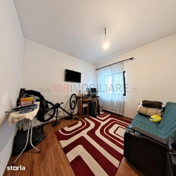 Apartament cu 3 camere decomandat în Sud